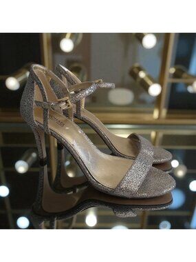 MICHAEL KORS Gold Metallic Fabric Sandals Heels Size 7